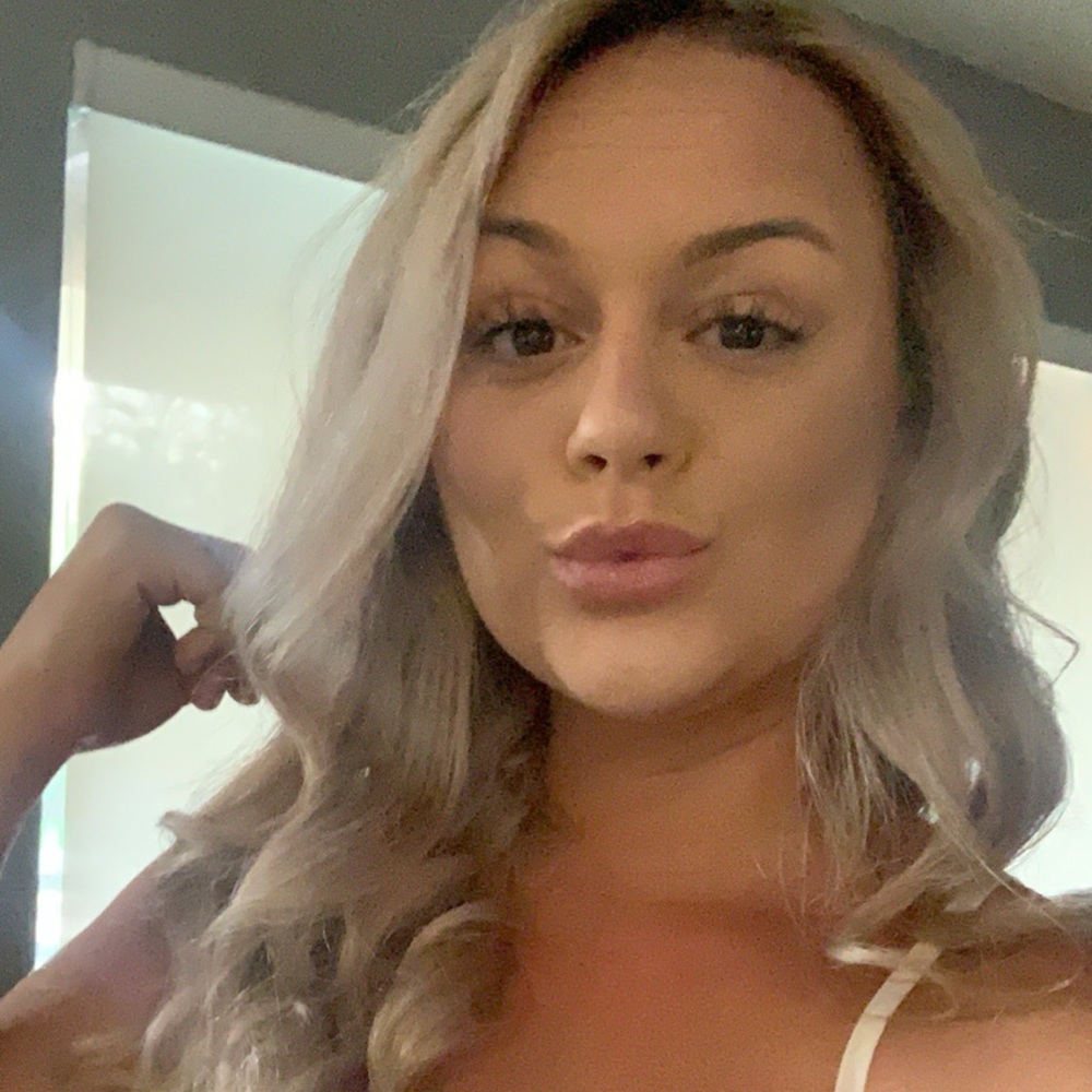 Meet your Posher, Elsa